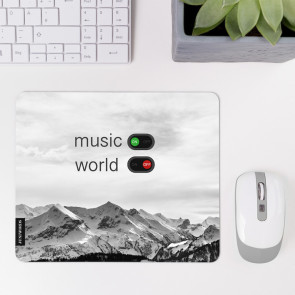 JUNIWORDS Mousepad music on, world off