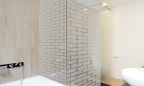 Milchglasfolie - Hausmauer - 211 cm Höhe