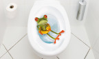 WC Aufkleber Frosch mit Rettungsring